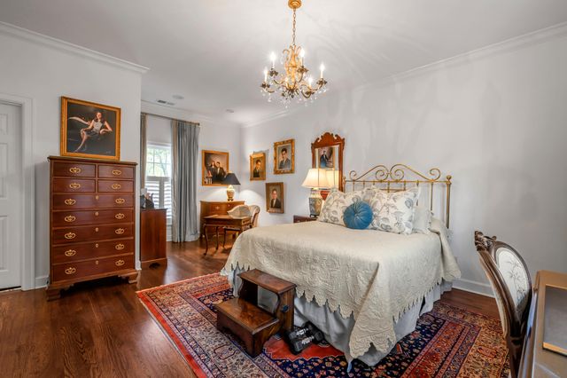 100 Idle Hour Drive 13, Lexington, KY 40502