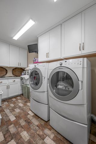 100 Idle Hour Drive 13, Lexington, KY 40502