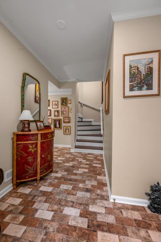 100 Idle Hour Drive 13, Lexington, KY 40502