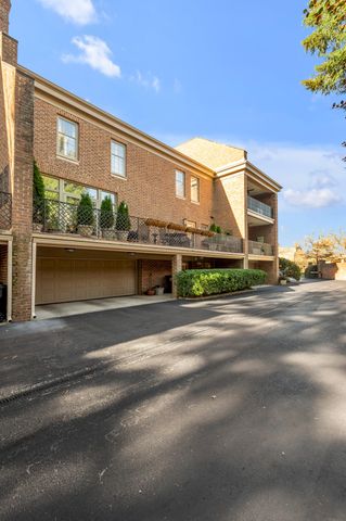 100 Idle Hour Drive 13, Lexington, KY 40502