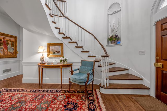 100 Idle Hour Drive 13, Lexington, KY 40502