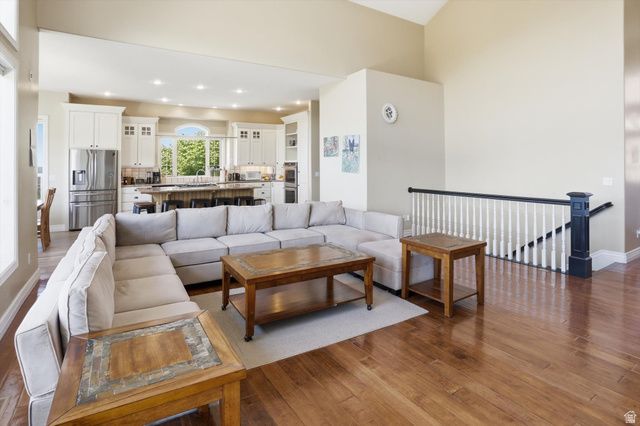 1342 E NORTHRIDGE DR, Bountiful, UT 84010