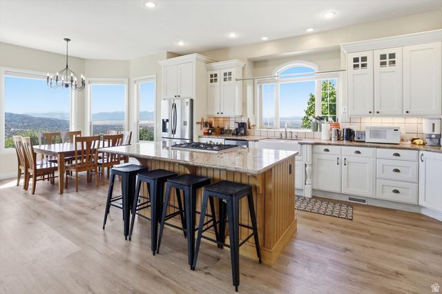 1342 E NORTHRIDGE DR, Bountiful, UT 84010