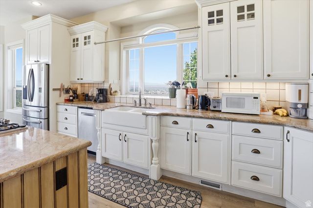 1342 E NORTHRIDGE DR, Bountiful, UT 84010