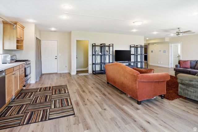 1342 E NORTHRIDGE DR, Bountiful, UT 84010