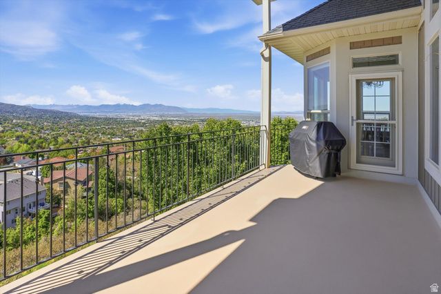 1342 E NORTHRIDGE DR, Bountiful, UT 84010