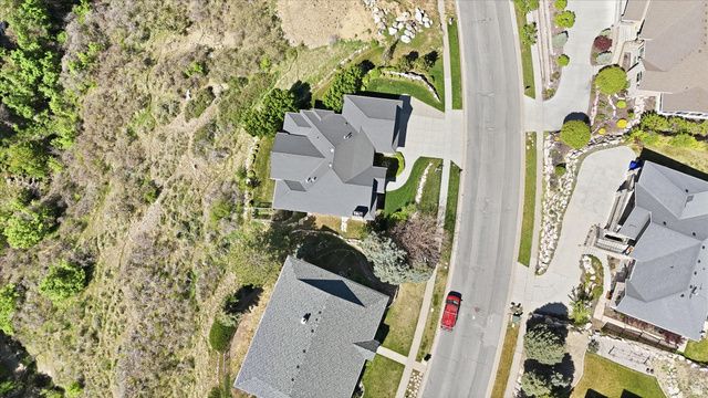 1342 E NORTHRIDGE DR, Bountiful, UT 84010