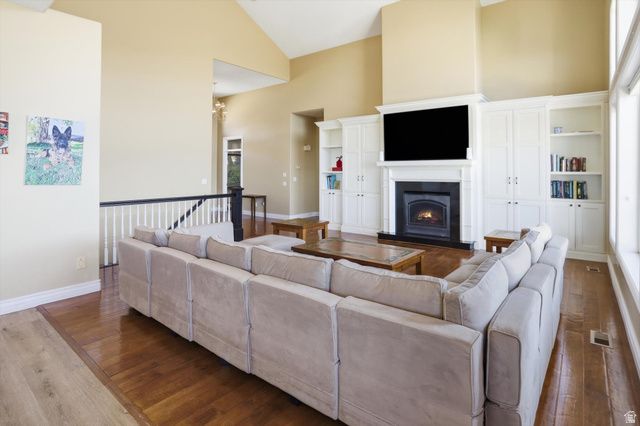 1342 E NORTHRIDGE DR, Bountiful, UT 84010