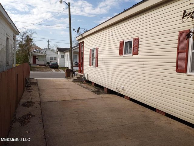 258 Reynoir Street, Biloxi, MS 39530