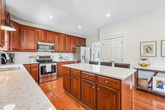 5143 Stonhope Road, New Albany, OH 43054
