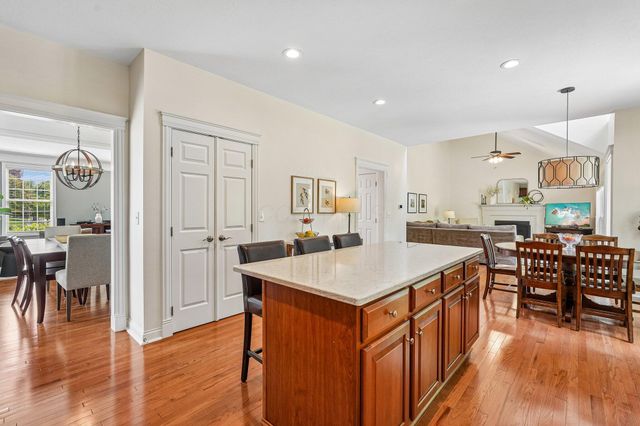 5143 Stonhope Road, New Albany, OH 43054
