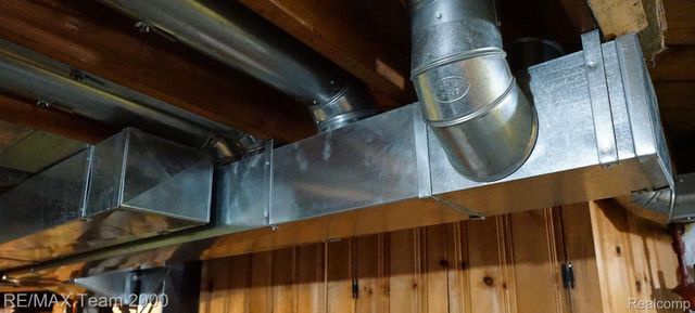 3 BOONE Lane, Dearborn, MI 48120