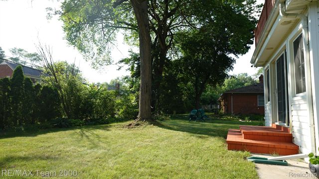 3 BOONE Lane, Dearborn, MI 48120