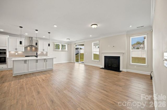 2020 Embassy Court, Charlotte, NC 28213