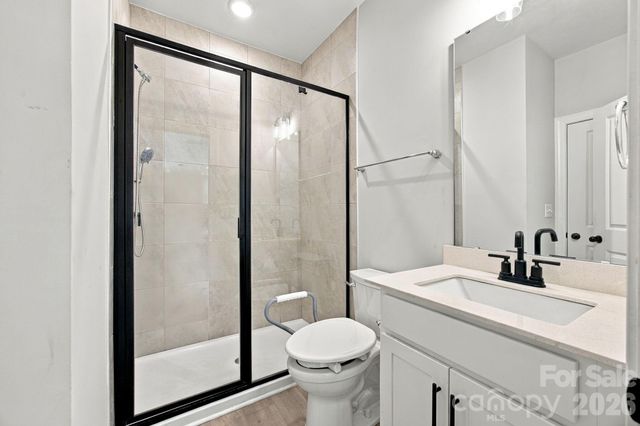 2020 Embassy Court, Charlotte, NC 28213