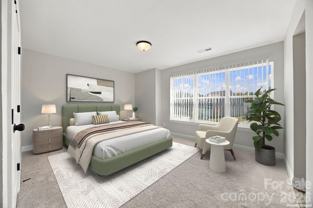 2020 Embassy Court, Charlotte, NC 28213