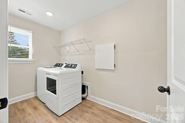 2020 Embassy Court, Charlotte, NC 28213