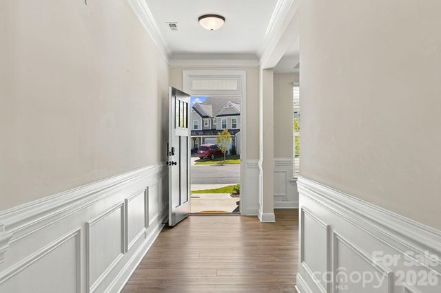 2020 Embassy Court, Charlotte, NC 28213