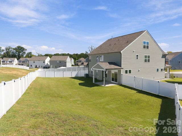 2020 Embassy Court, Charlotte, NC 28213