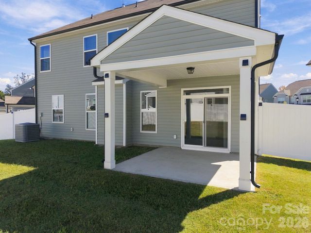 2020 Embassy Court, Charlotte, NC 28213