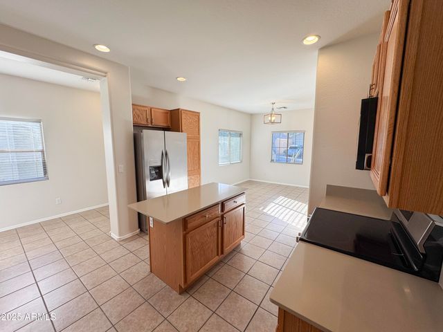 17230 W SAGUARO Lane, Surprise, AZ 85388