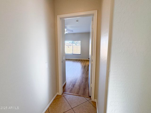 17230 W SAGUARO Lane, Surprise, AZ 85388