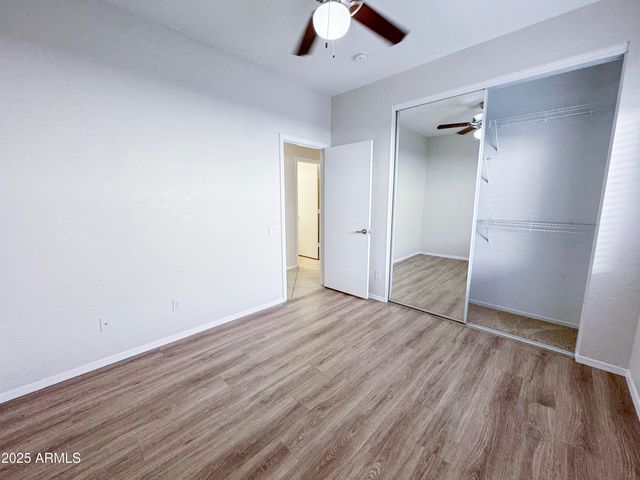 17230 W SAGUARO Lane, Surprise, AZ 85388