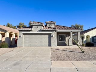 17230 W SAGUARO Lane, Surprise, AZ 85388