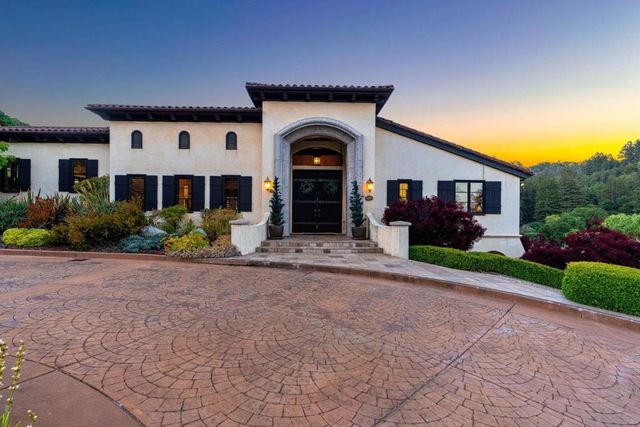 220 Falcon, Santa Cruz, CA 95065