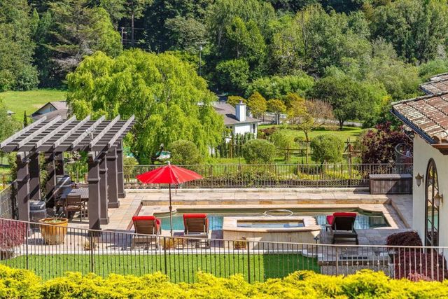 220 Falcon, Santa Cruz, CA 95065