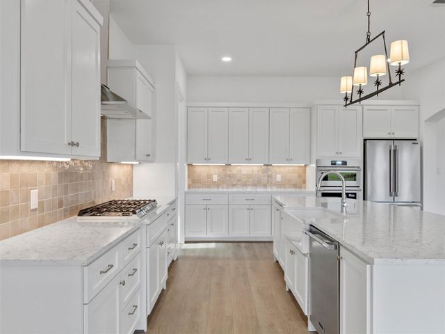 131 Hydrangea Drive, Smithville, TX 78957