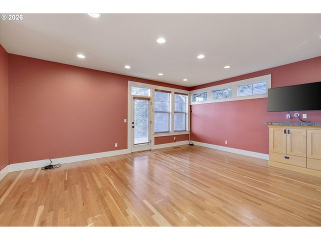 3648 FAIRHAVEN Dr, West Linn, OR 97068