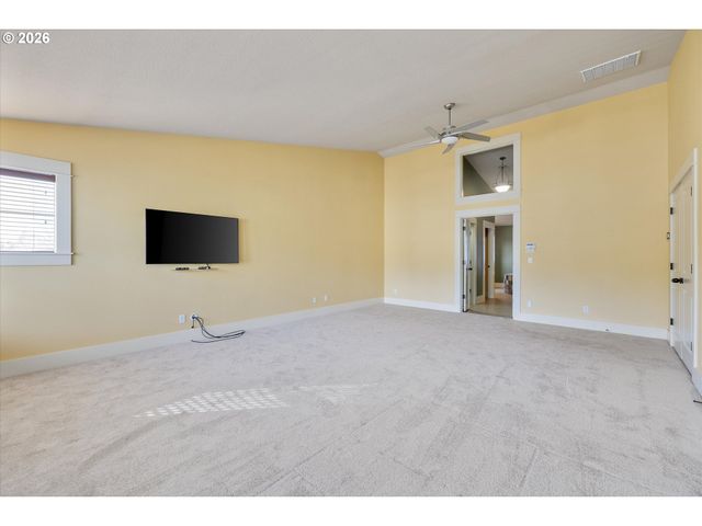 3648 FAIRHAVEN Dr, West Linn, OR 97068