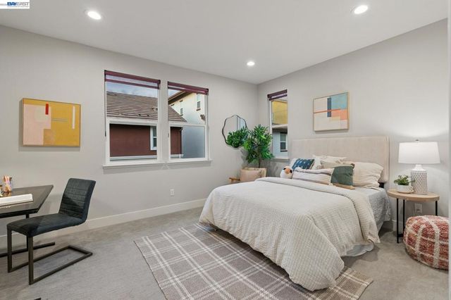 416 416 Bohol Circle Ln, Alameda, CA 94501