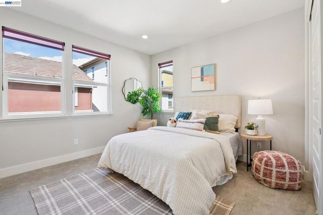 416 416 Bohol Circle Ln, Alameda, CA 94501