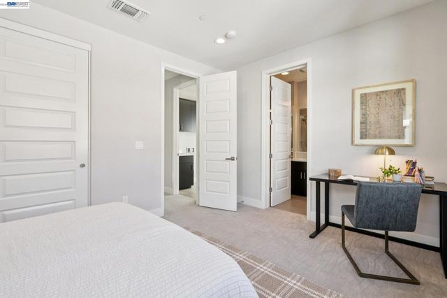 416 416 Bohol Circle Ln, Alameda, CA 94501