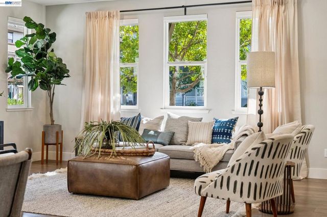 416 416 Bohol Circle Ln, Alameda, CA 94501