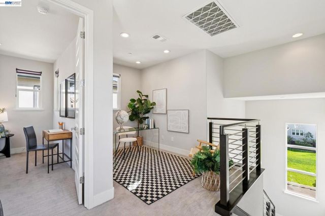 416 416 Bohol Circle Ln, Alameda, CA 94501