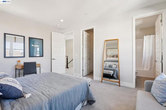 416 416 Bohol Circle Ln, Alameda, CA 94501