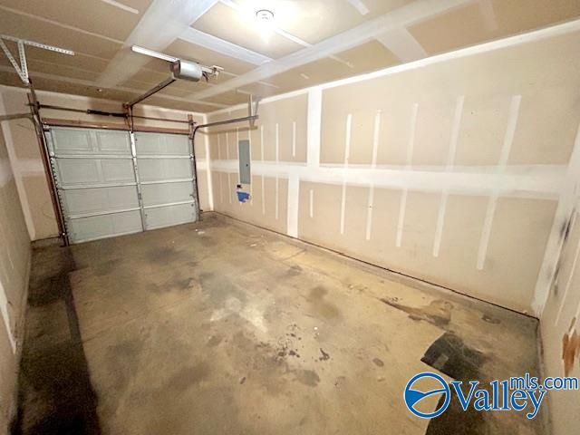 228 Dormont Drive, Huntsville, AL 35810
