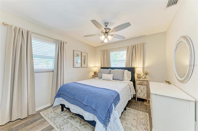 120 60TH STREET W, Bradenton, FL 34209