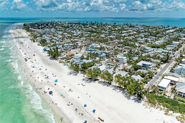 120 60TH STREET W, Bradenton, FL 34209