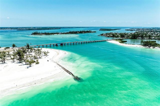 120 60TH STREET W, Bradenton, FL 34209