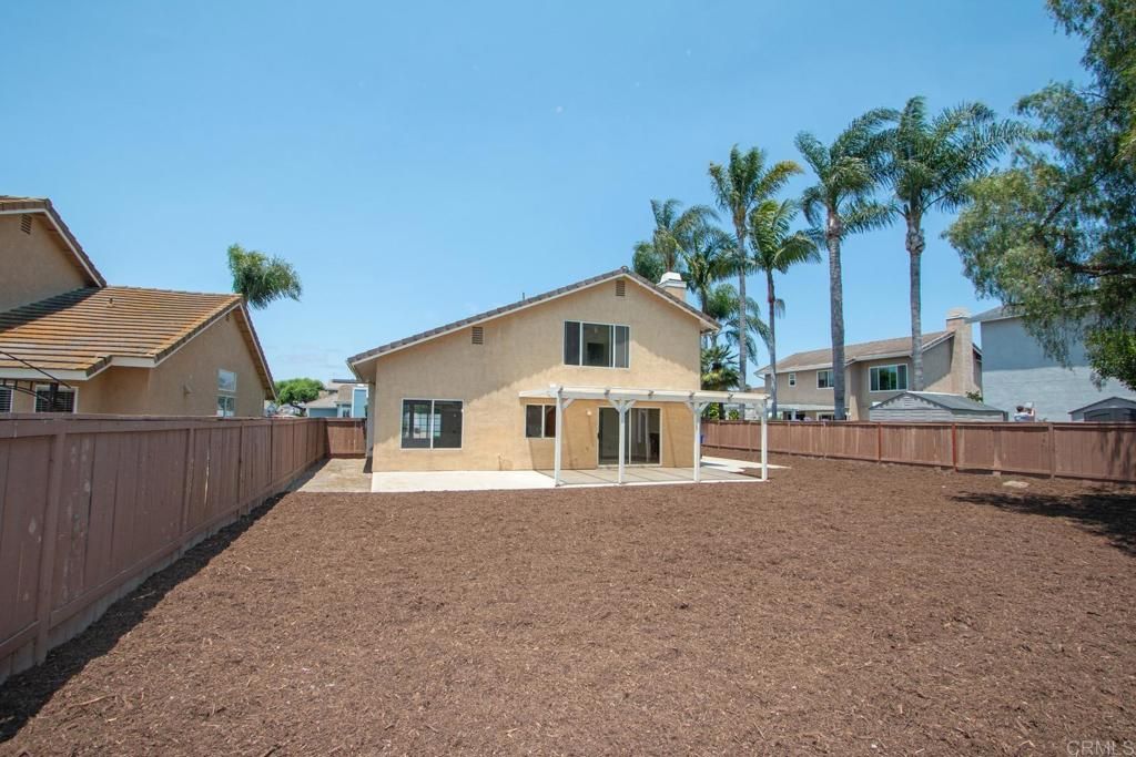 Image 27 of property listing at 800 Foxwood Drive, Oceanside, CA 92057
