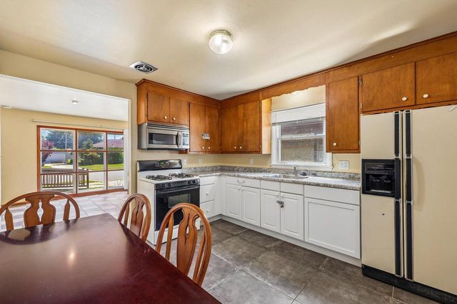 1708 Arcturus AVENUE, Racine, WI 53404