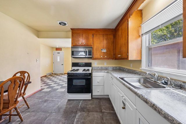1708 Arcturus AVENUE, Racine, WI 53404