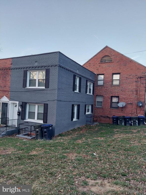 4934 JUST ST NE, Washington, DC 20019