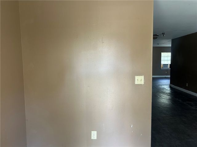 2005 R Street, Brunswick, GA 31520