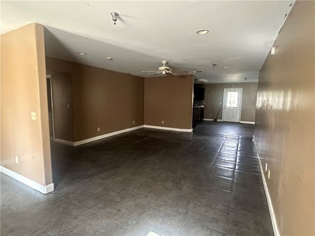 2005 R Street, Brunswick, GA 31520