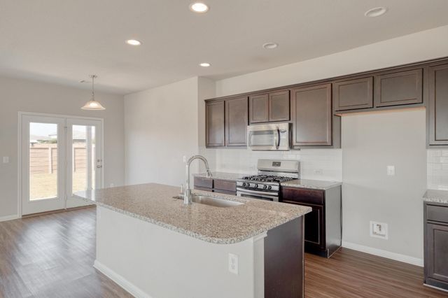 108 Kleburg CT, Georgetown, TX 78626